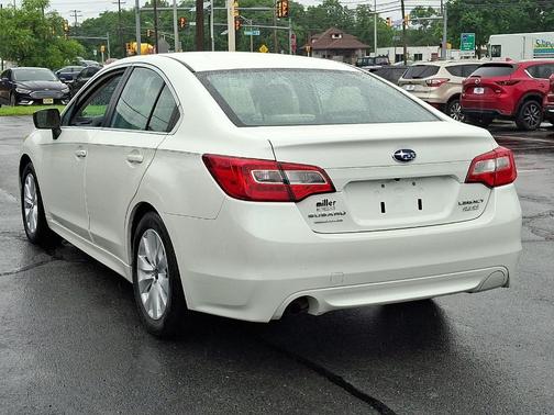2017 Subaru Legacy 2.5i