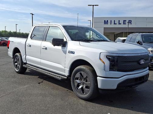2025 Ford F-150 Lightning Flash