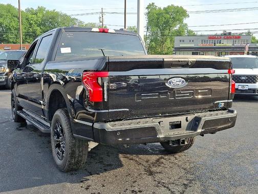 2025 Ford F-150 Lightning XLT