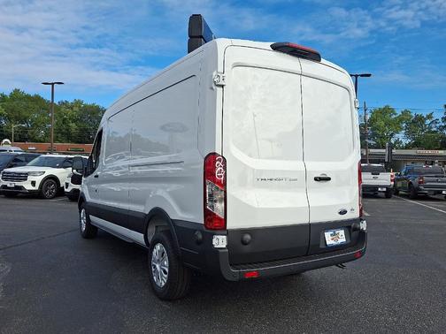2025 Ford Transit-250 148 WB Medium Roof Cargo