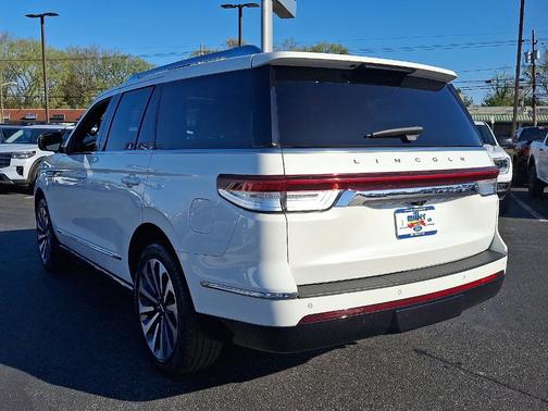 2023 Lincoln Navigator Reserve