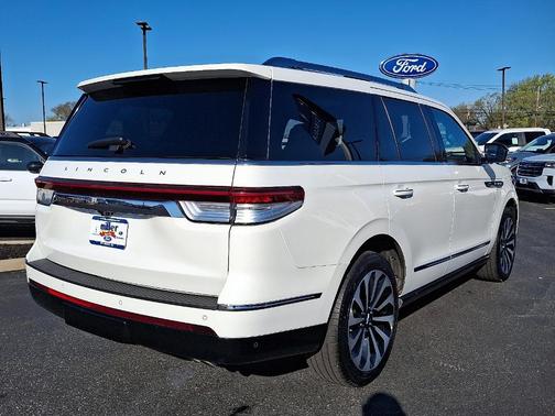 2023 Lincoln Navigator Reserve