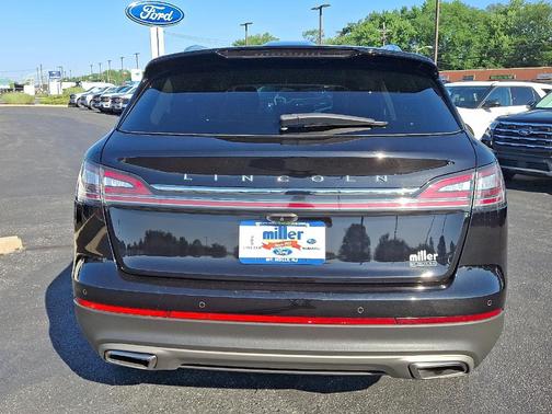 2022 Lincoln Nautilus Standard