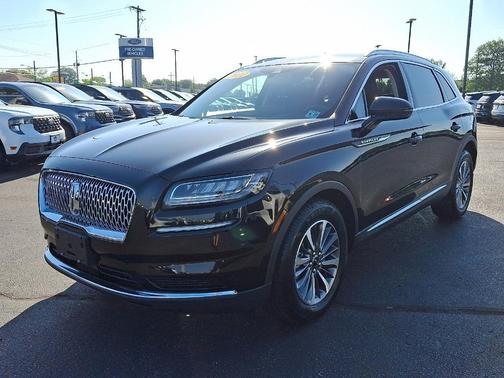 2022 Lincoln Nautilus Standard