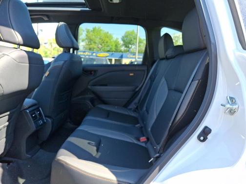 Crystal White Pearl 2026 Subaru Forester Wilderness