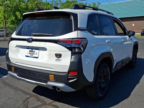 Crystal White Pearl 2026 Subaru Forester Wilderness