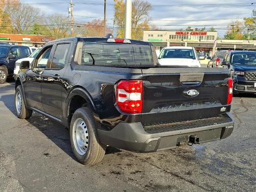 2025 Ford Maverick XL