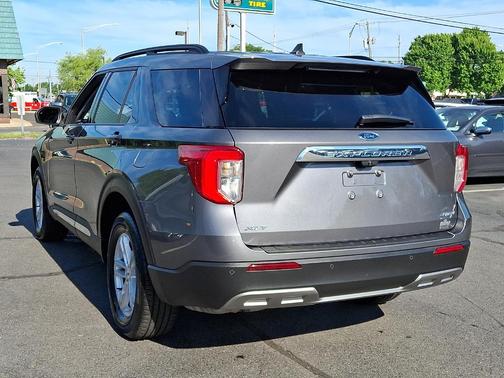 Carbonized Gray Metallic 2023 Ford Explorer XLT