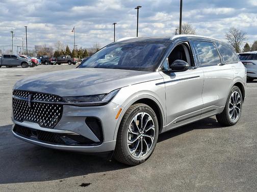 2025 Lincoln Nautilus Reserve