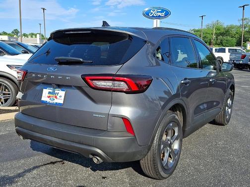 Carbonized Gray Metallic 2025 Ford Escape ST-Line Select