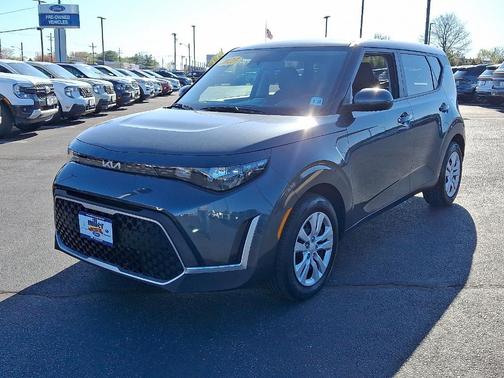 2023 Kia Soul LX