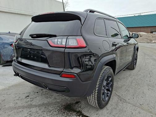 2022 Jeep Cherokee X