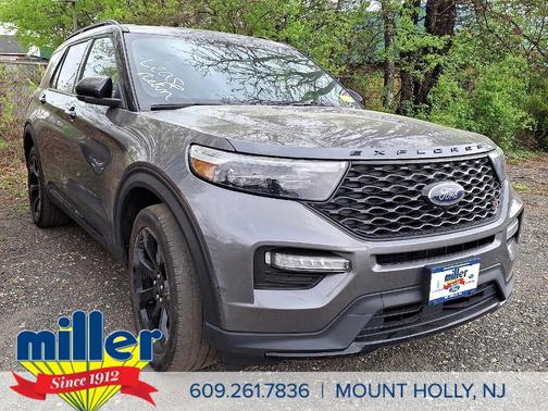 2022 Ford Explorer ST