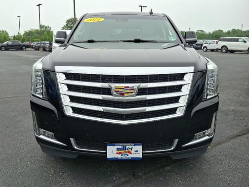 2018 Cadillac Escalade Luxury