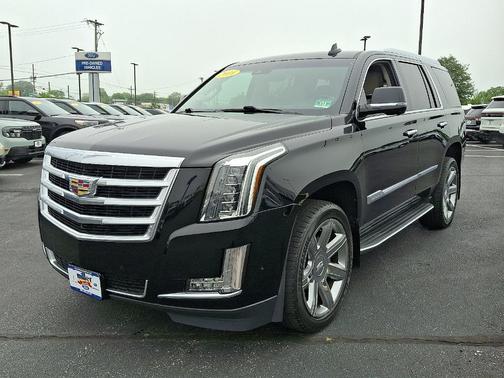 2018 Cadillac Escalade Luxury