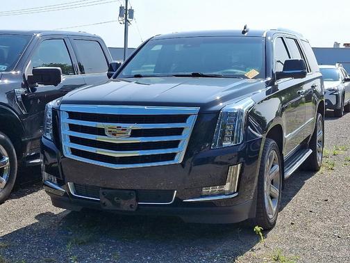 2018 Cadillac Escalade Luxury