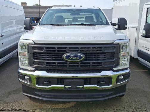 2025 Ford F-250 XL