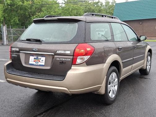 2008 Subaru Outback Base (A4)