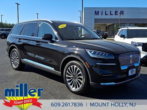 Infinite Black Clearcoat Metallic 2023 Lincoln Aviator Standard AWD