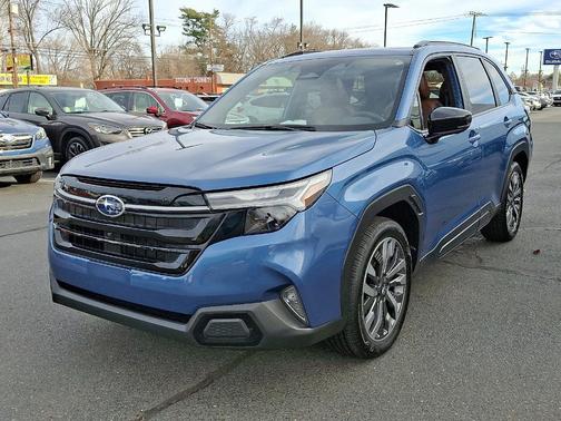2025 Subaru Forester 2.5i Touring
