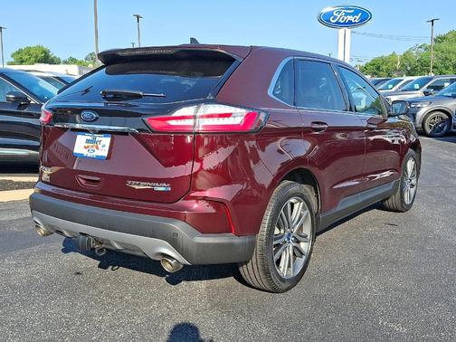 2020 Ford Edge Titanium