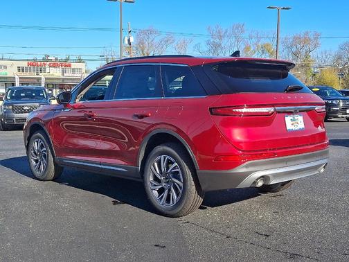 2026 Lincoln Corsair Premiere