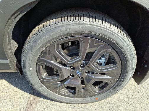 Crystal White Pearl 2026 Subaru Ascent Onyx Edition Touring