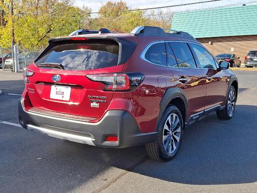 2025 Subaru Outback Touring XT