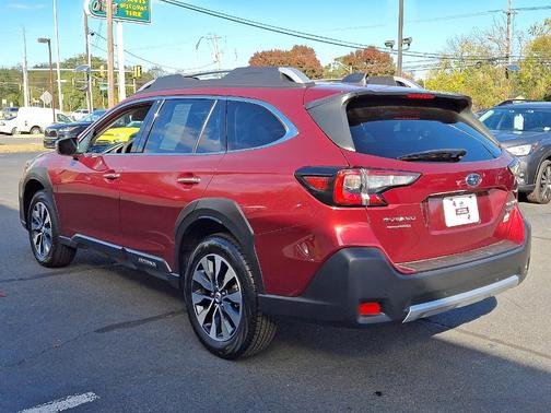 2025 Subaru Outback Touring XT