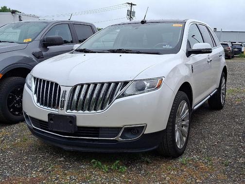 2015 Lincoln MKX Base
