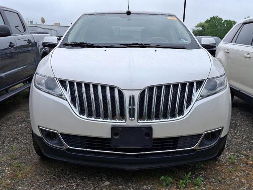 2015 Lincoln MKX Base