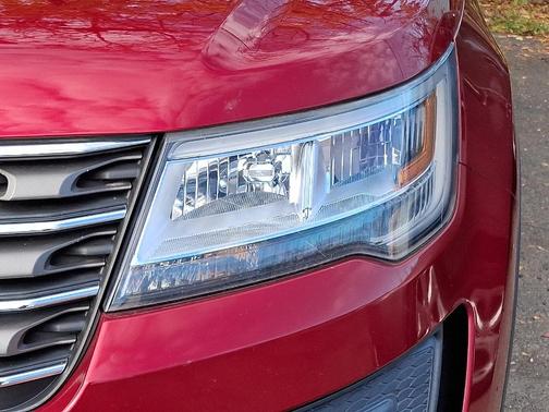 2017 Ford Explorer Base