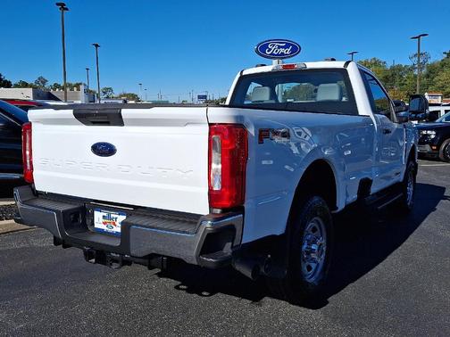 2025 Ford F-350 XL