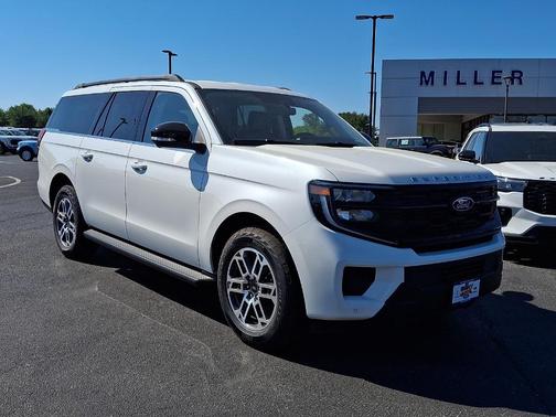 Star White 2026 Ford Expedition Max Active