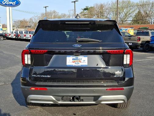 Agate Black Metallic 2025 Ford Explorer Platinum