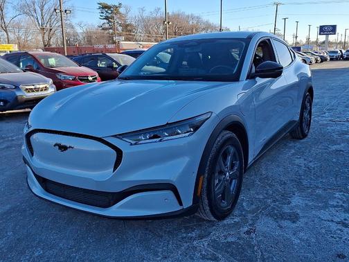 2023 Ford Mustang Mach-E Select