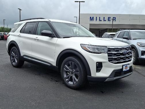 2025 Ford Explorer Active