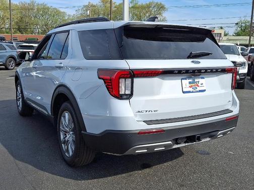 2025 Ford Explorer Active