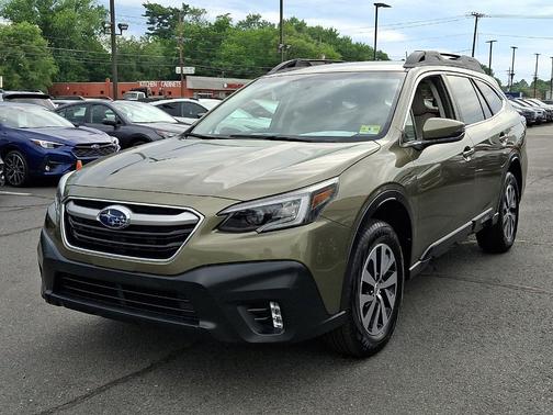 Autumn Green Metallic 2021 Subaru Outback Premium