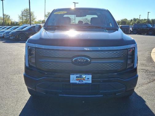 2023 Ford F-150 Lightning XLT