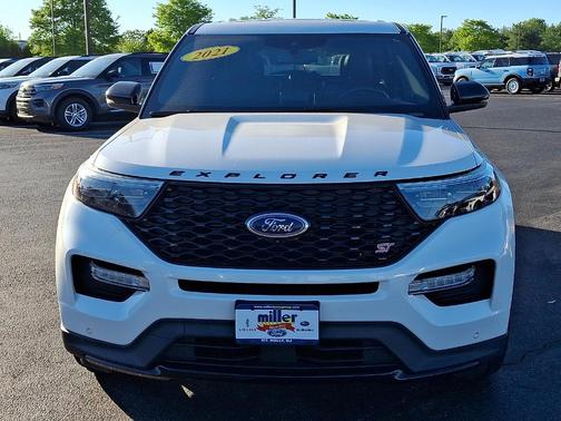 Star White Metallic Tri-Coat 2021 Ford Explorer ST