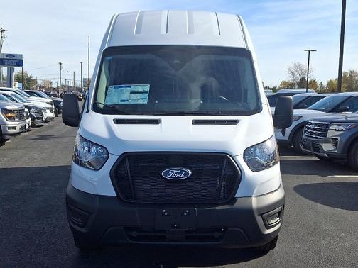 2026 Ford Transit-350 