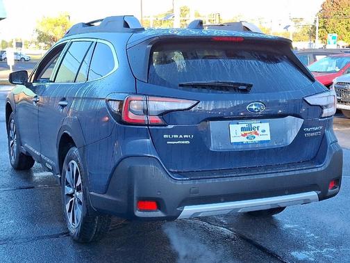 2025 Subaru Outback Touring XT