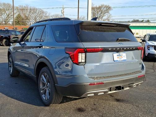 Medium Blue Metallic 2026 Ford Explorer Active