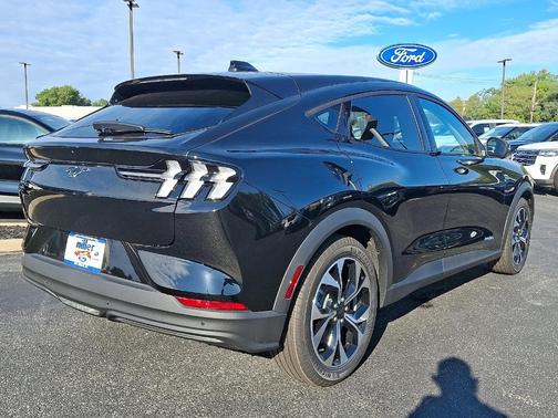2025 Ford Mustang Mach-E Select