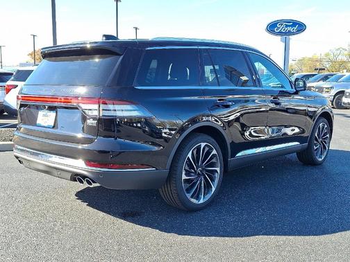 2025 Lincoln Aviator Reserve AWD