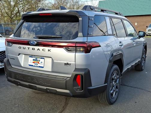 Ice Silver Metallic 2026 Subaru Outback Premium