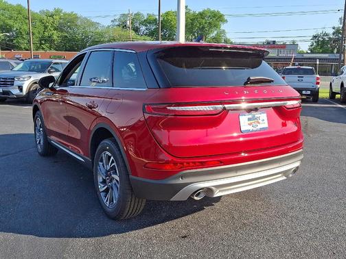 2025 Lincoln Corsair Premiere