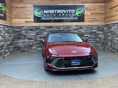 2024 Hyundai SONATA Hybrid Limited