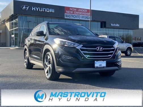 Black Noir Pearl 2018 Hyundai TUCSON Value